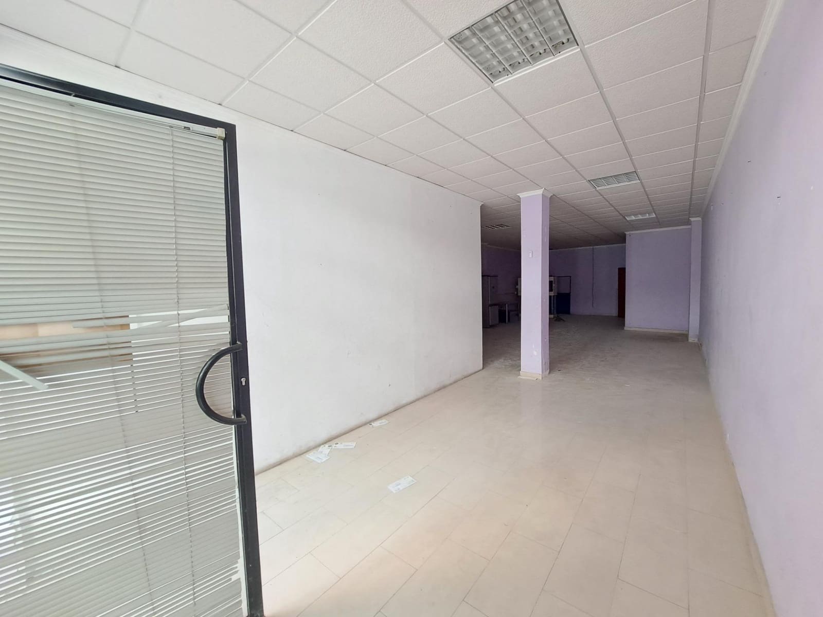 Kaupallinen myytävänä paikassa Alzira - 86 000 € (Ref: 9240341)