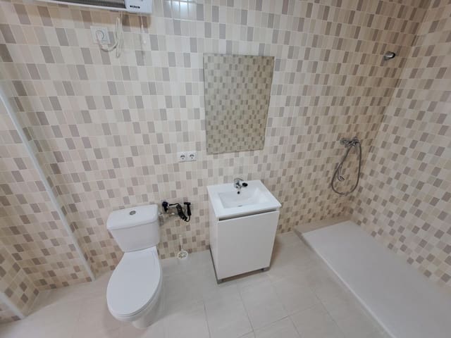 4 sypialnia Dom na sprzedaż w Alzira - 170 000 € (Ref: 9252394)