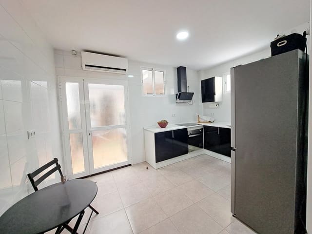 4 sypialnia Dom na sprzedaż w Alzira - 170 000 € (Ref: 9252394)