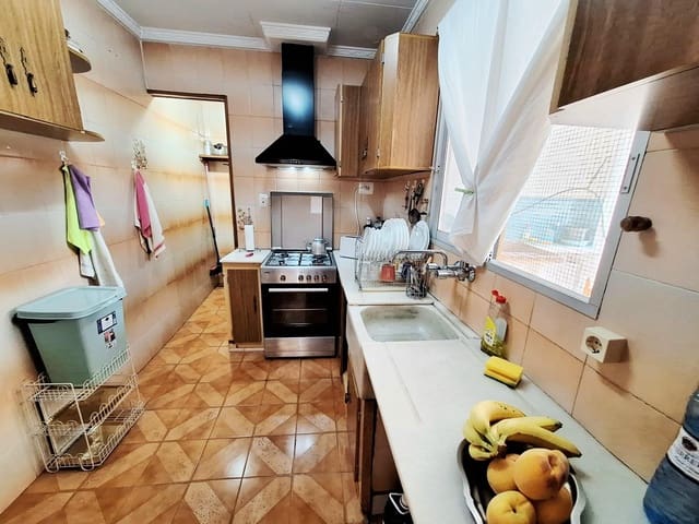 4 slaapkamer Flat te koop in Benigánim - € 75.000 (Ref: 9264462)