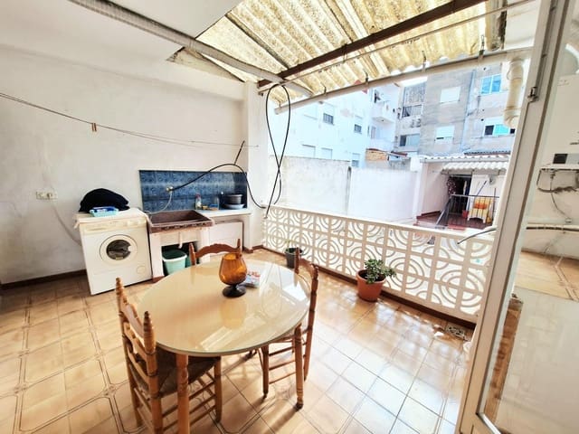 4 slaapkamer Flat te koop in Benigánim - € 75.000 (Ref: 9264462)