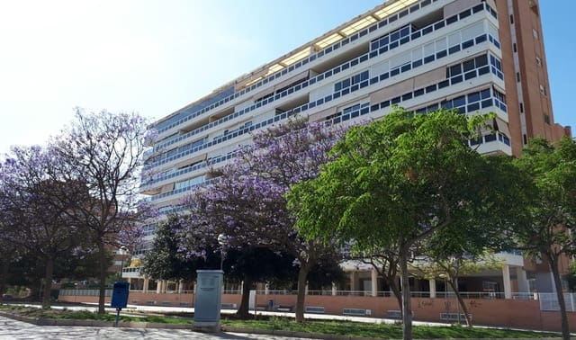 Apartamento de 3 habitaciones en Playa de San Juan, Alicante / Alacant ciudad en venta - 450.000 € (Ref: 9264463)