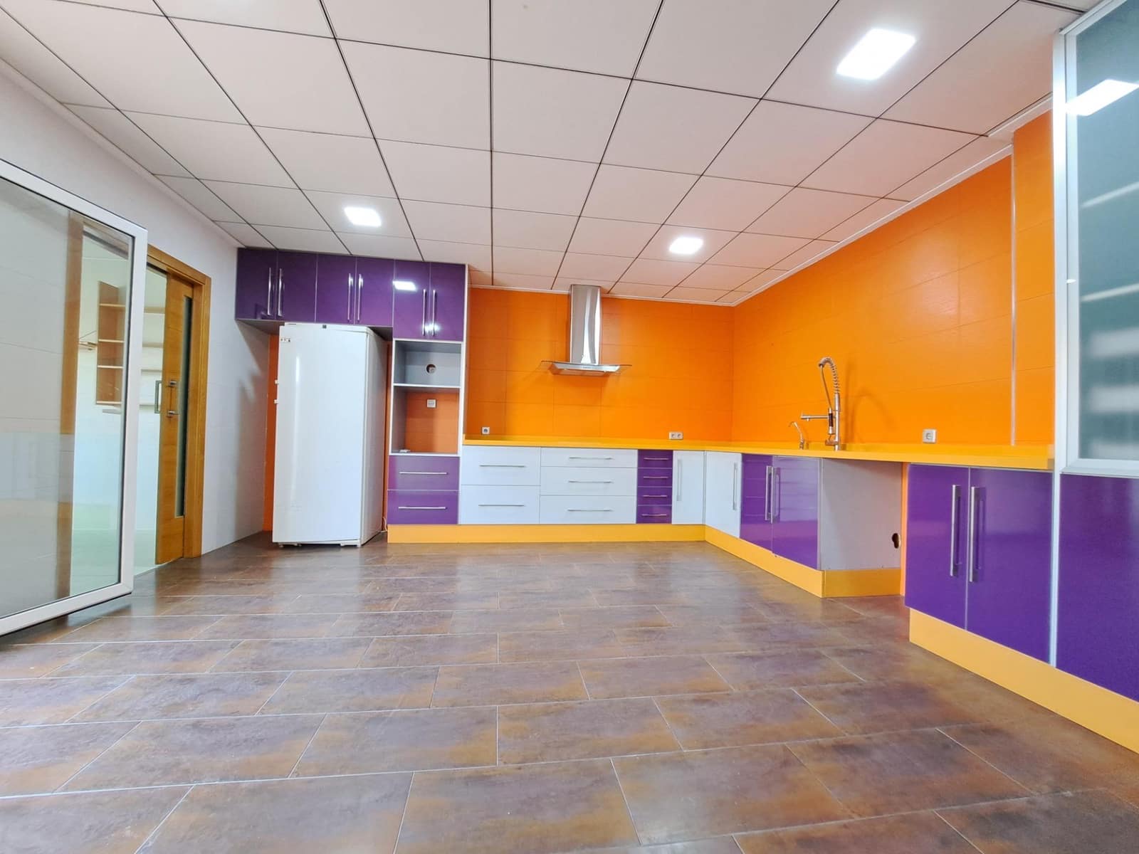 5 quarto Moradia em Banda para venda em San Juan de Enova com piscina garagem - 395 000 € (Ref: 9264464)