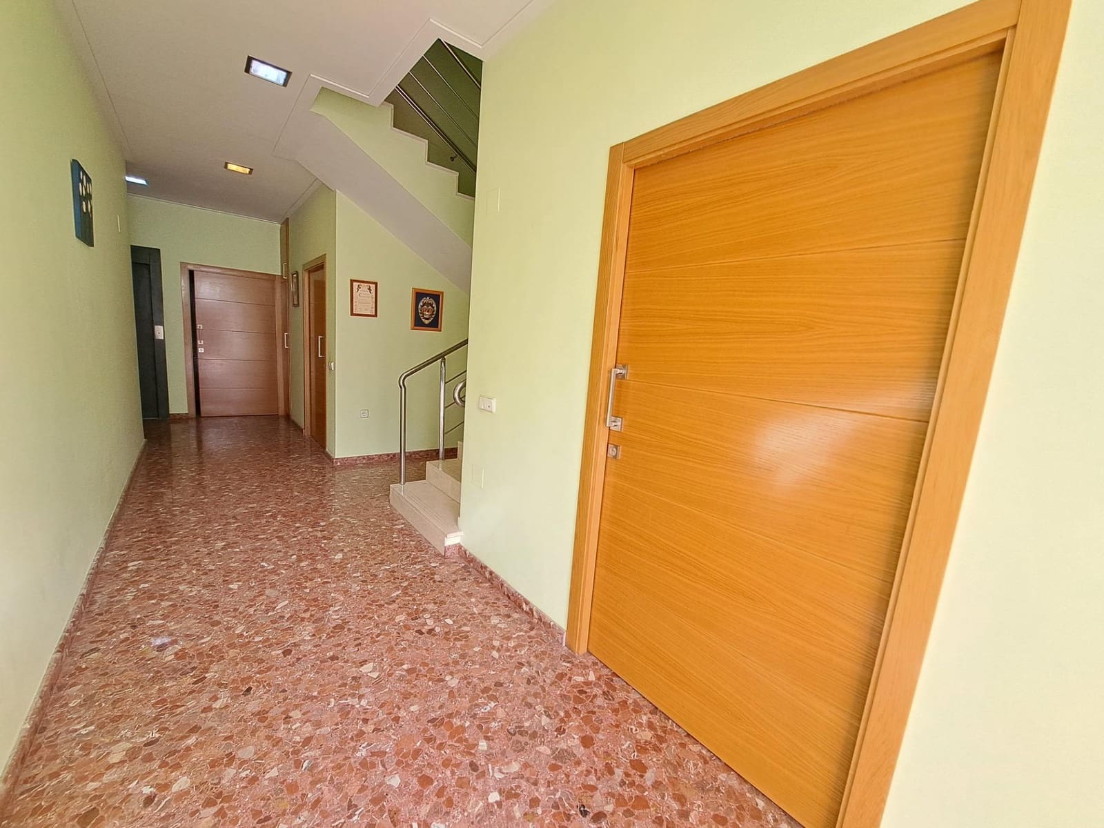 5 quarto Moradia em Banda para venda em San Juan de Enova com piscina garagem - 395 000 € (Ref: 9264464)