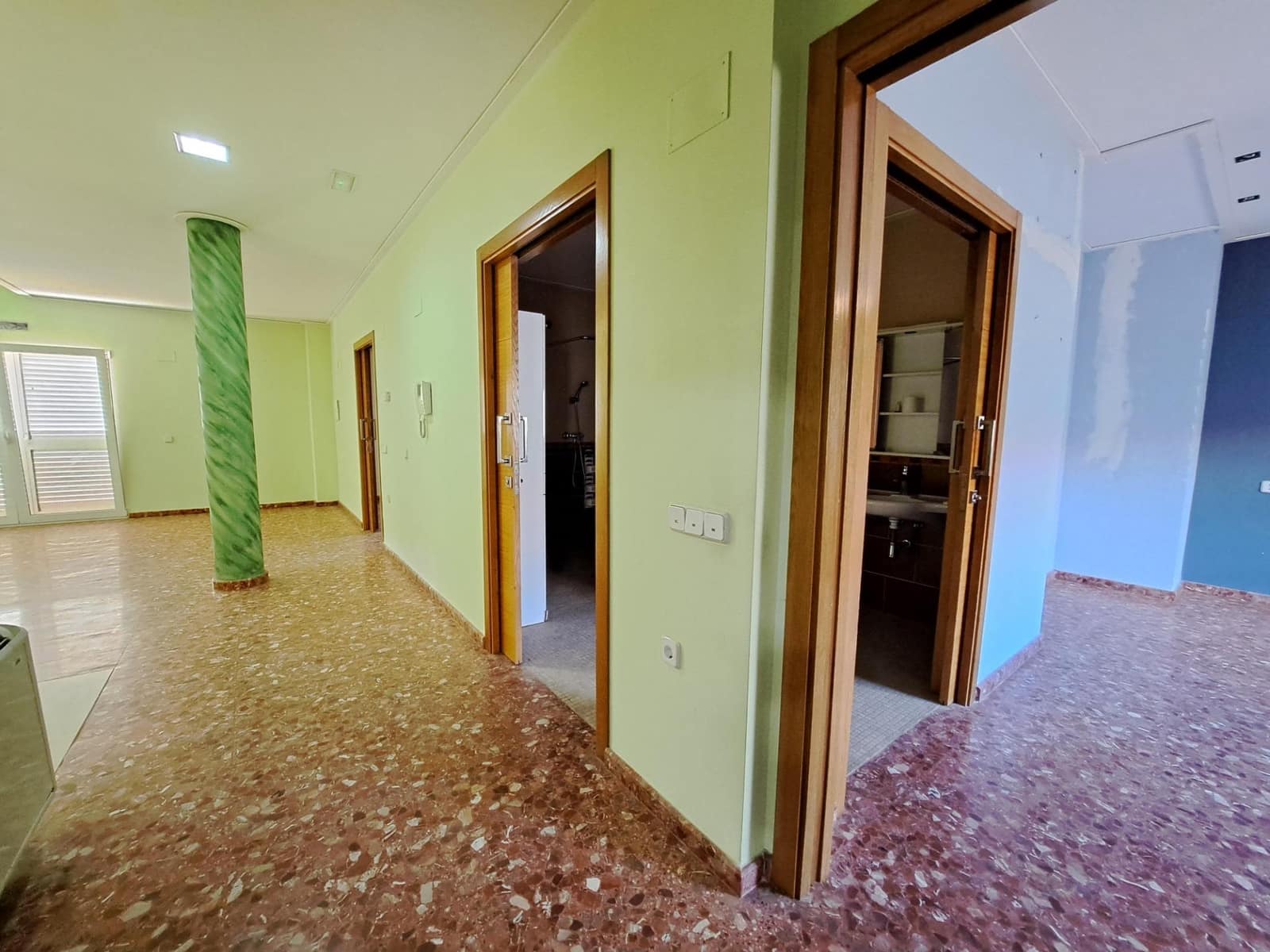 5 quarto Moradia em Banda para venda em San Juan de Enova com piscina garagem - 395 000 € (Ref: 9264464)