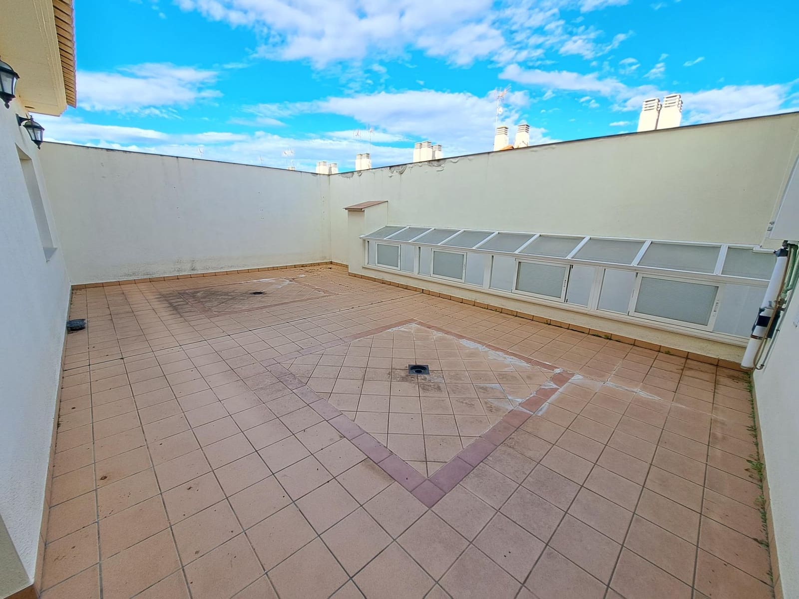 5 quarto Moradia em Banda para venda em San Juan de Enova com piscina garagem - 395 000 € (Ref: 9264464)