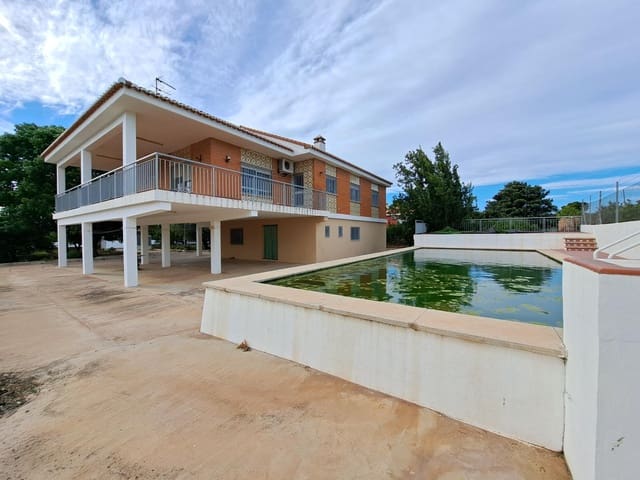 5 soverom Villa til salgs i Alzira med svømmebasseng garasje - € 295 000 (Ref: 9294345)