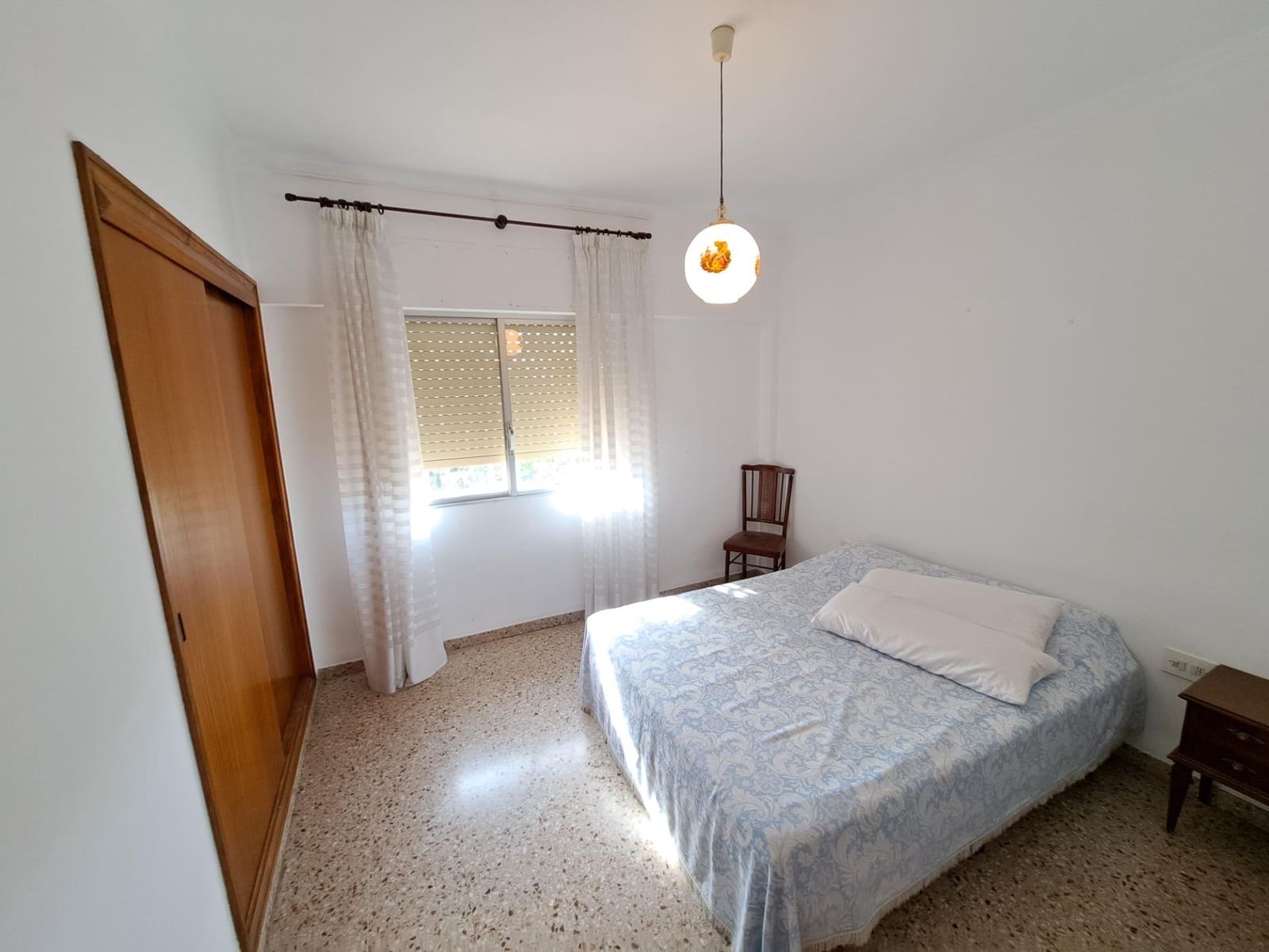 5 soverom Villa til salgs i Alzira med svømmebasseng garasje - € 295 000 (Ref: 9294345)