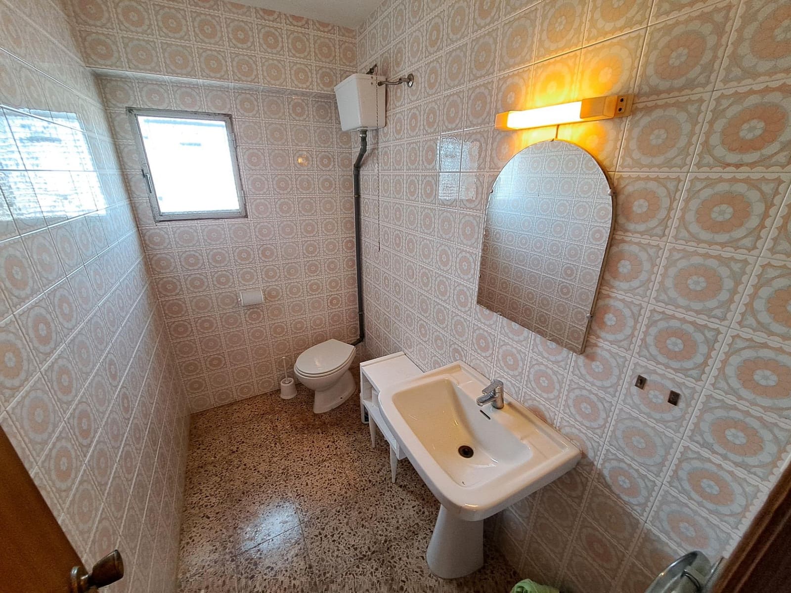 5 soverom Villa til salgs i Alzira med svømmebasseng garasje - € 295 000 (Ref: 9294345)