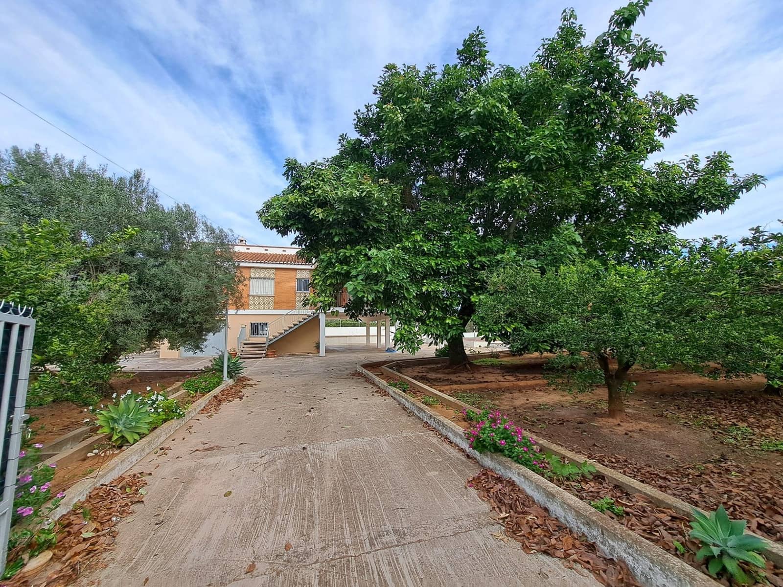 5 soverom Villa til salgs i Alzira med svømmebasseng garasje - € 295 000 (Ref: 9294345)