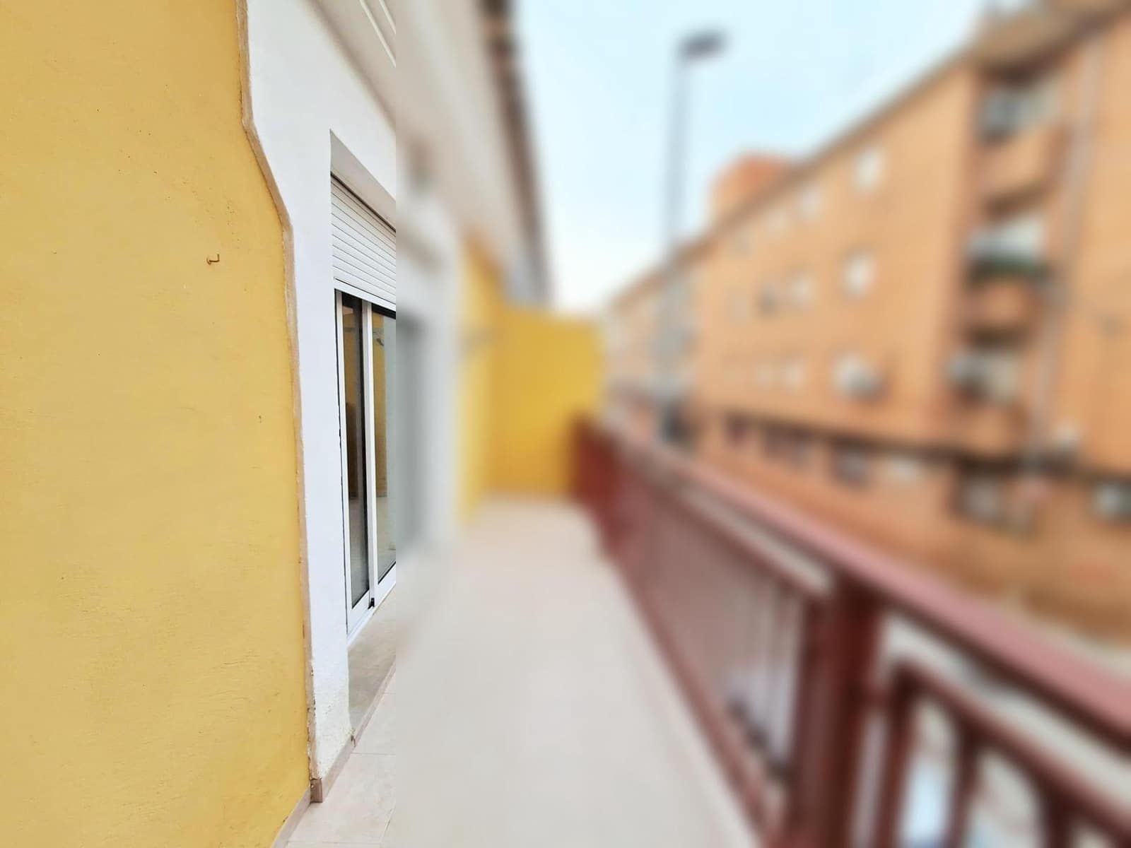 3 soveværelse Rækkehus til leje i Carcaixent - € 950 (Ref: 9297167)