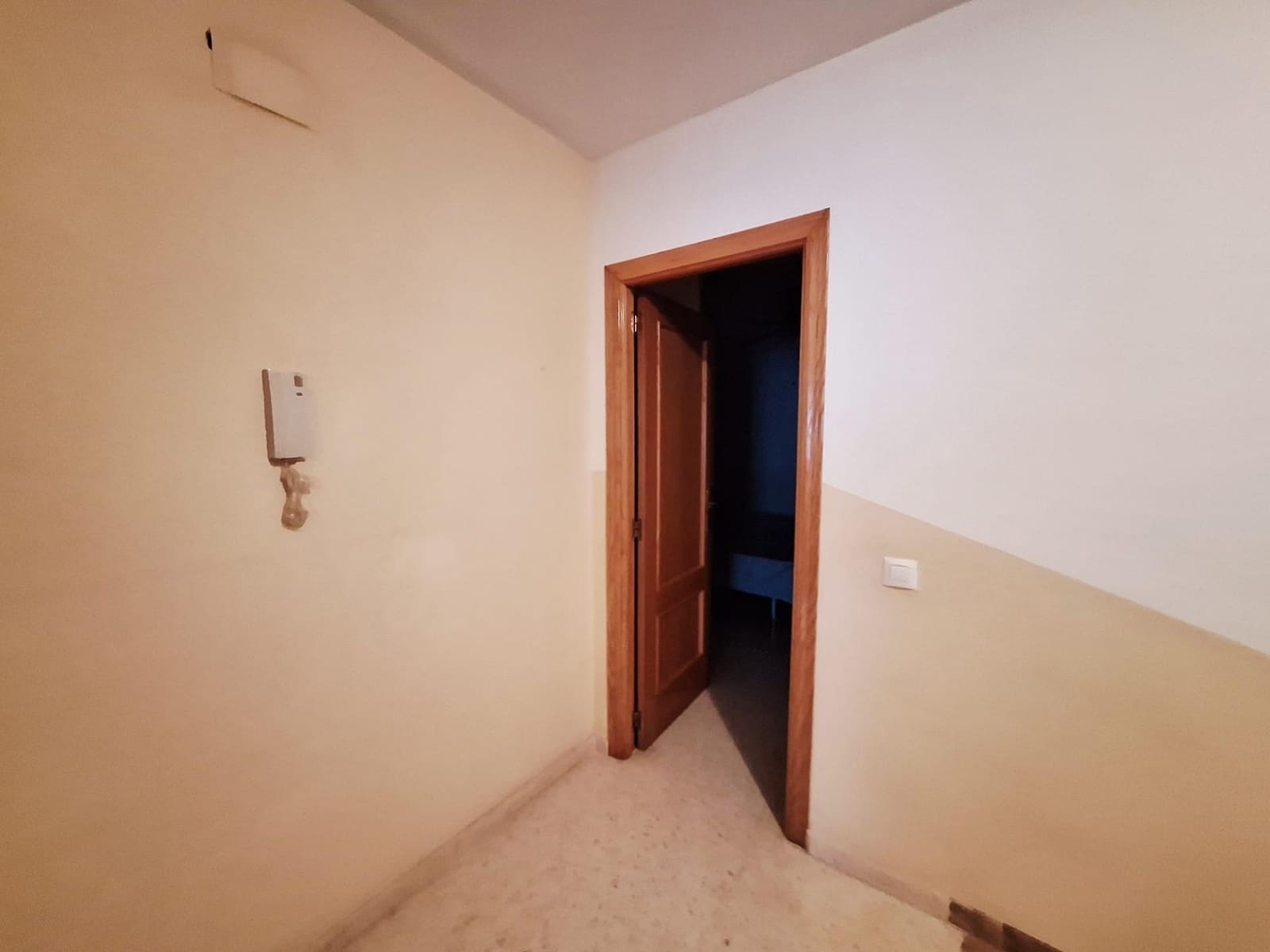 3 soveværelse Rækkehus til leje i Carcaixent - € 950 (Ref: 9297167)