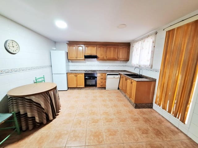 3 bedroom Terraced Villa for rent in Carcaixent - € 950 (Ref: 9297167)