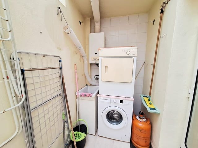 3 bedroom Terraced Villa for rent in Carcaixent - € 950 (Ref: 9297167)