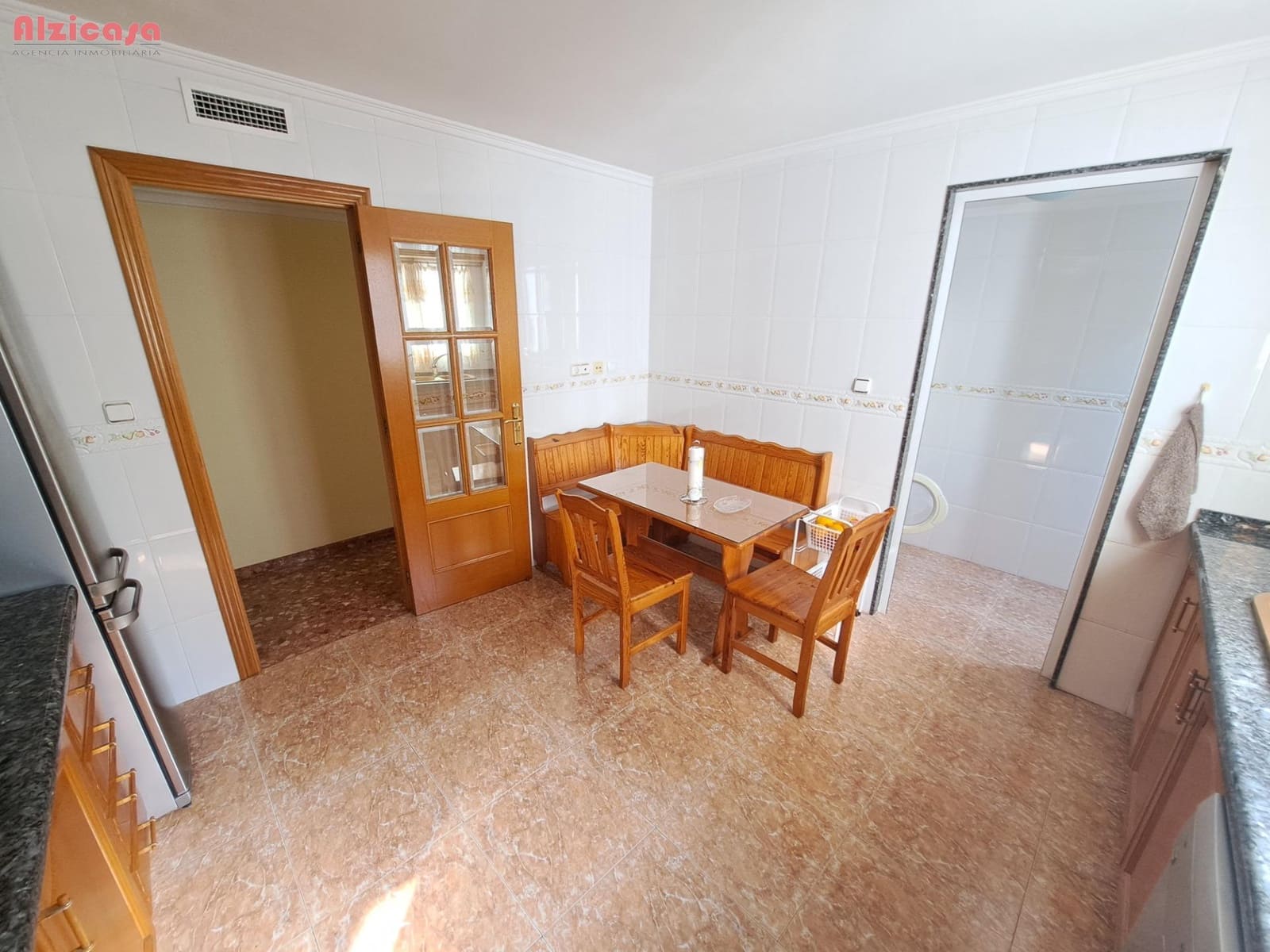 Ático de 3 habitaciones en Alzira en venta - 215.000 € (Ref: 9297169)