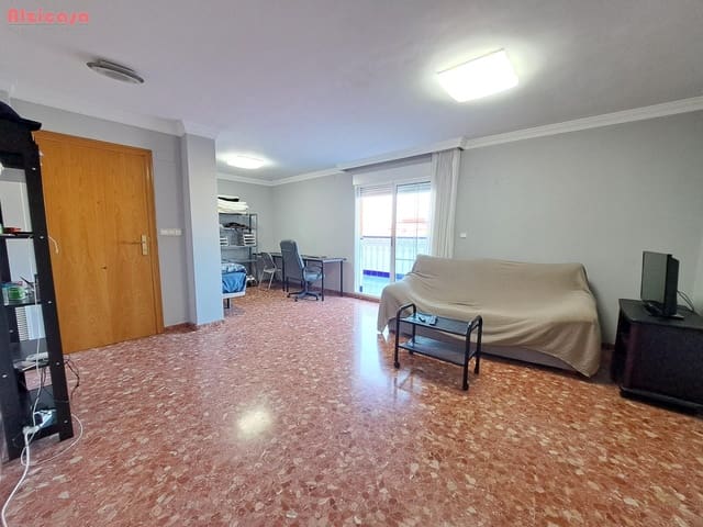 Ático de 3 habitaciones en Alzira en venta - 215.000 € (Ref: 9297169)