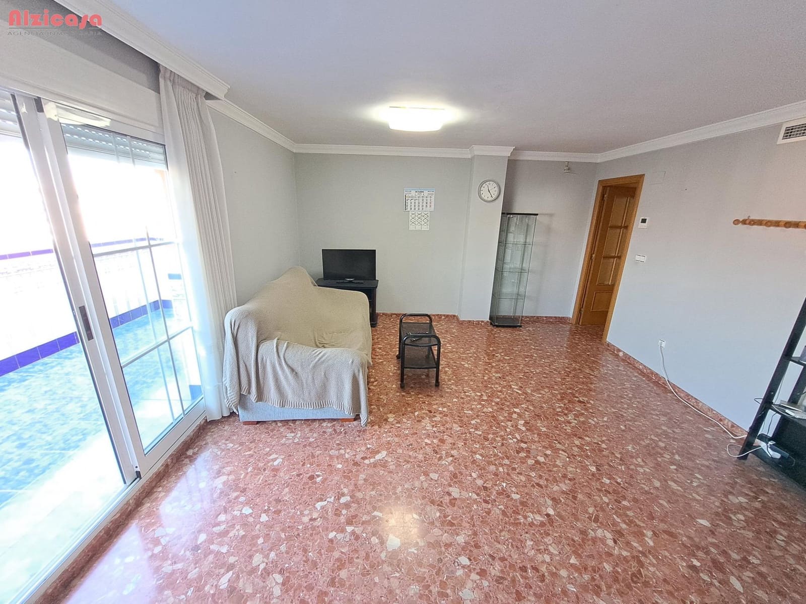 Ático de 3 habitaciones en Alzira en venta - 215.000 € (Ref: 9297169)