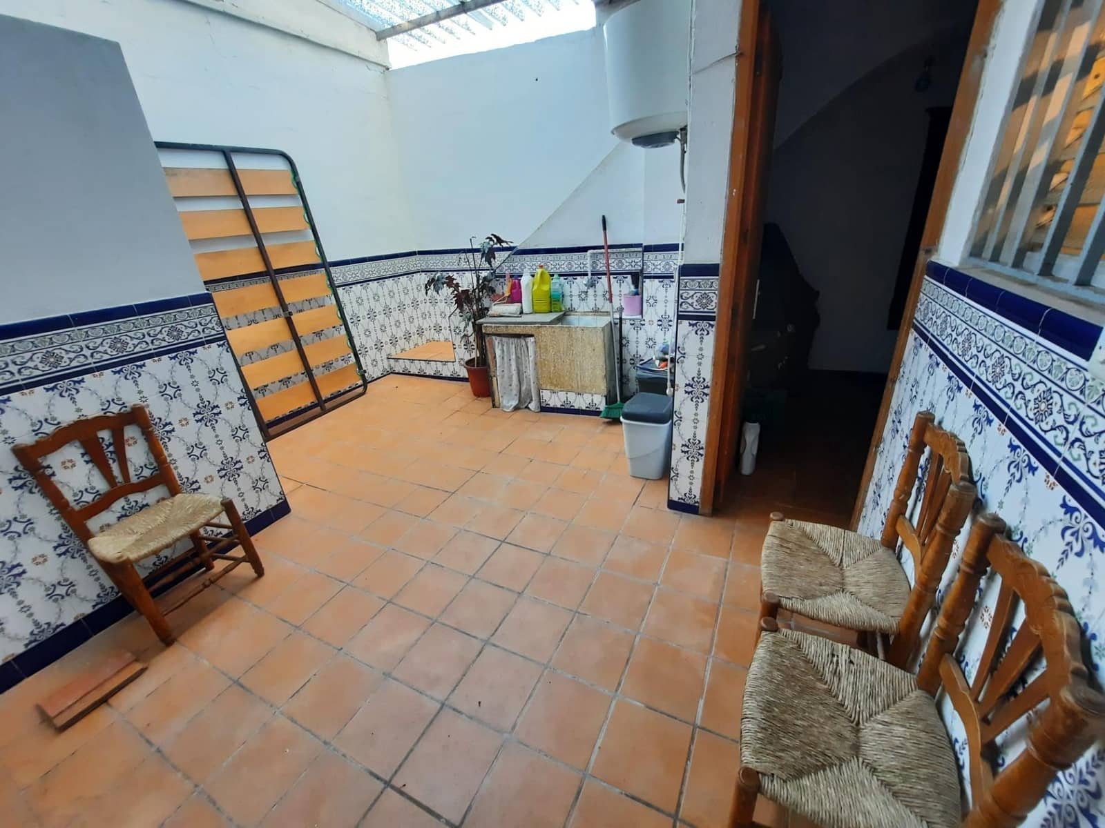 3 bedroom Townhouse for sale in Barraca d'Aigues Vives - € 100,000 (Ref: 9297171)