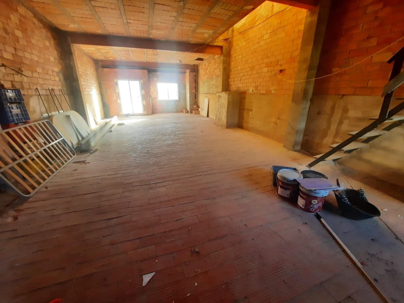 3 bedroom Townhouse for sale in Barraca d'Aigues Vives - € 100,000 (Ref: 9297171)