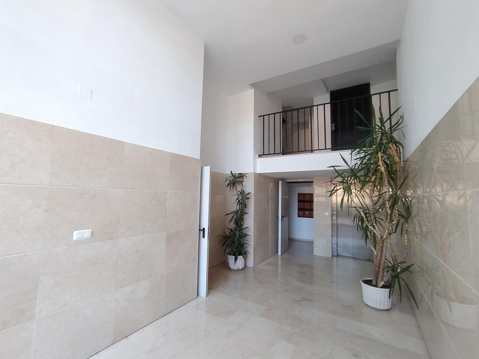 3 sypialnia Mieszkanie na sprzedaż w Alzira z garażem - 190 000 € (Ref: 9321868)