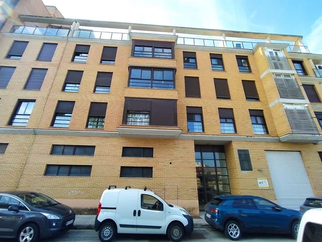 3 soveværelse Lejlighed til salg i Alzira med garage - € 190.000 (Ref: 9321868)