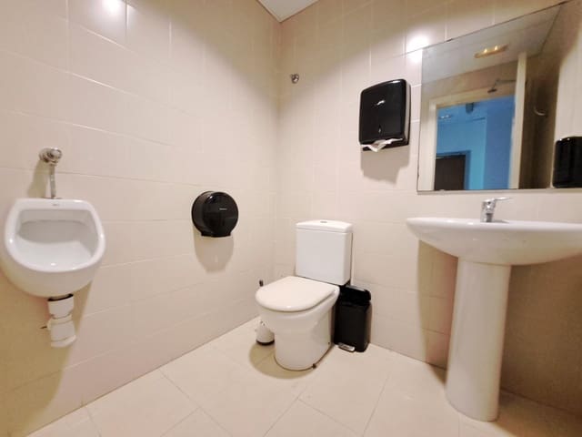 Local Commercial à vendre à Carcaixent - 165 000 € (Ref: 9330605)