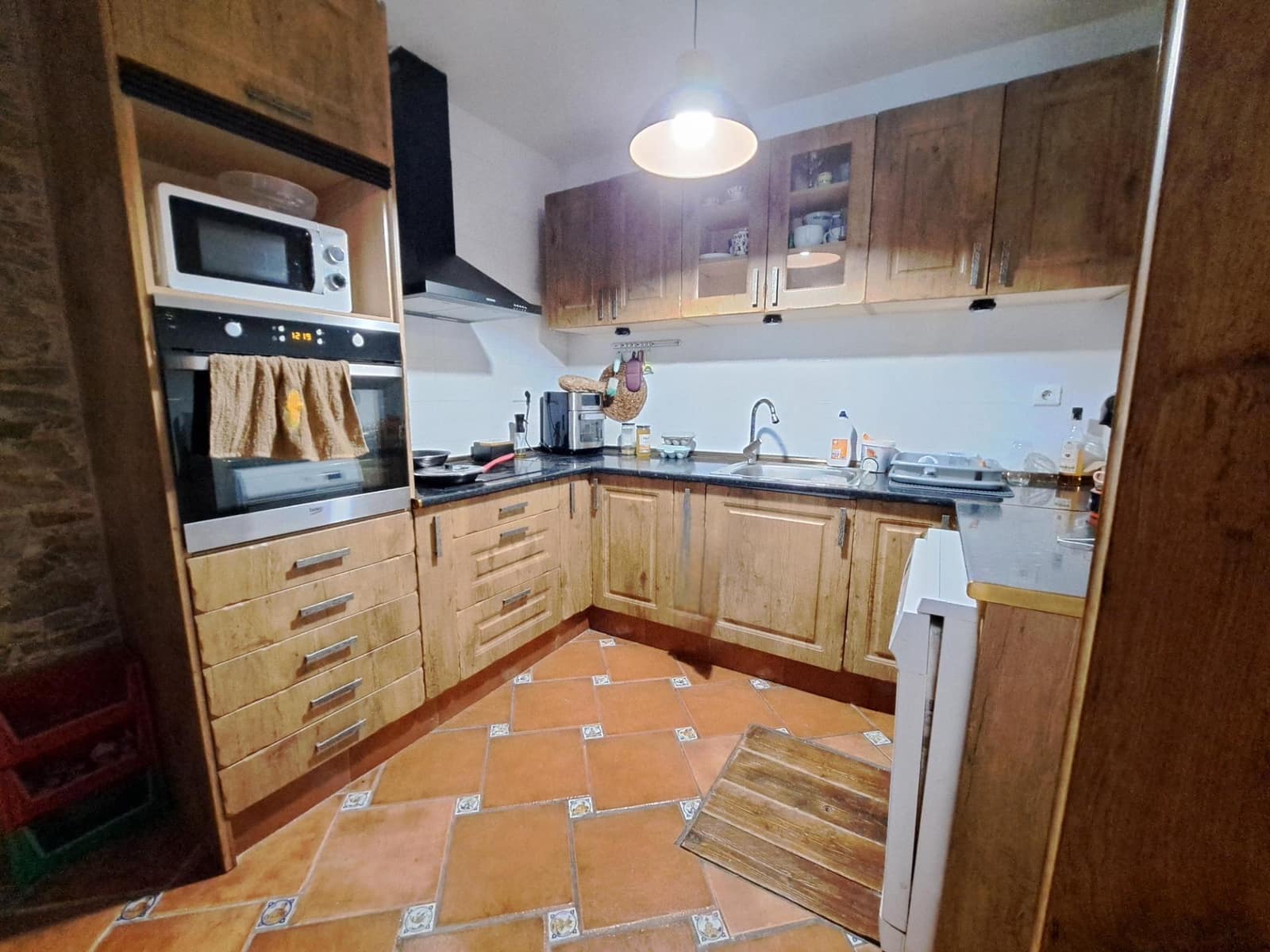 6 bedroom Townhouse for sale in Alzira - € 186,000 (Ref: 9334910)