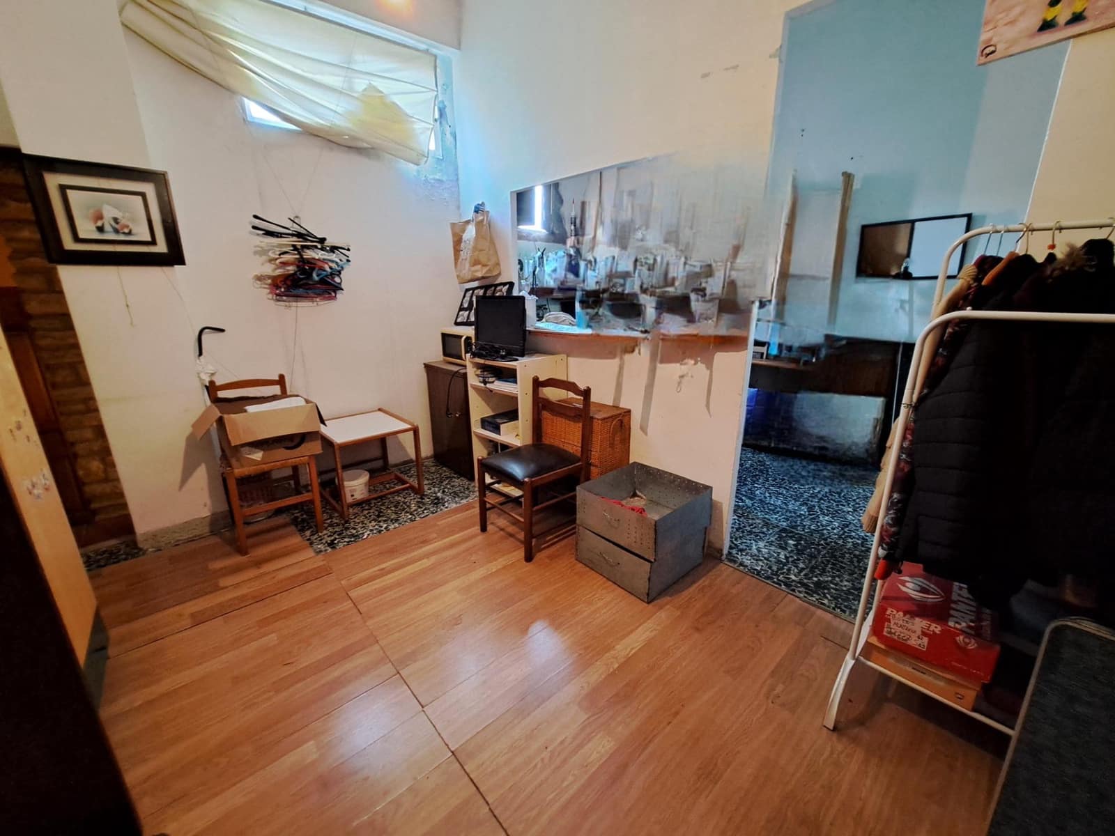 6 bedroom Townhouse for sale in Alzira - € 186,000 (Ref: 9334910)