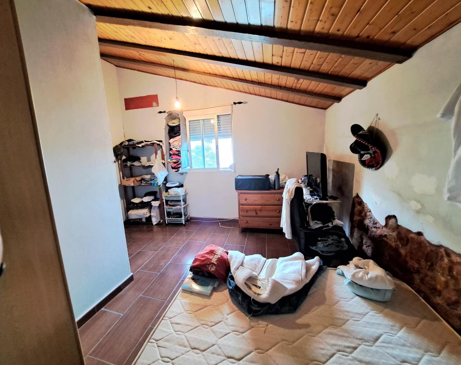 6 bedroom Townhouse for sale in Alzira - € 186,000 (Ref: 9334910)