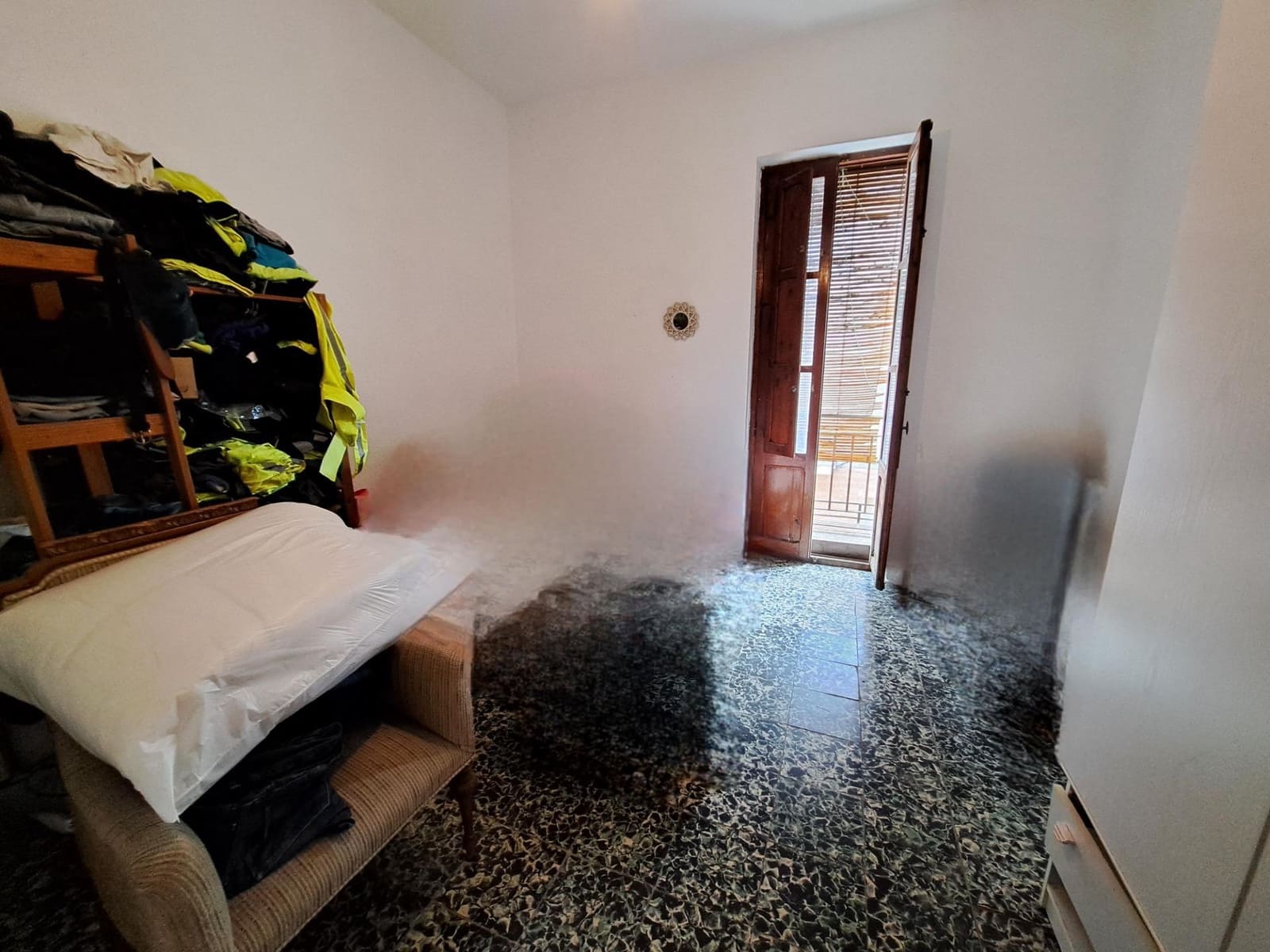 6 bedroom Townhouse for sale in Alzira - € 186,000 (Ref: 9334910)