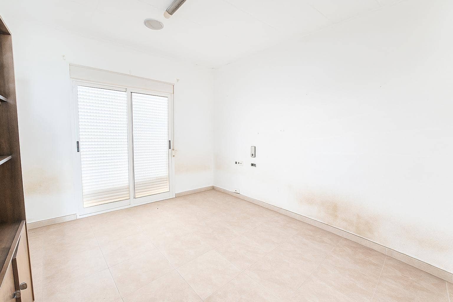 4 bedroom Townhouse for sale in La Pobla Llarga - € 90,000 (Ref: 9334911)