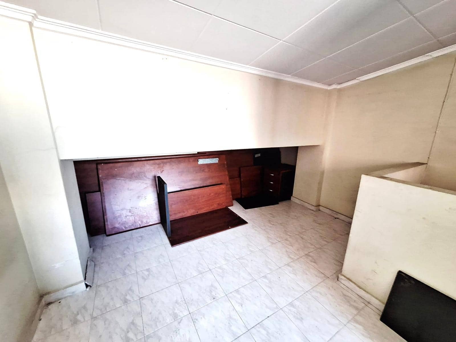 4 bedroom Townhouse for sale in La Pobla Llarga - € 90,000 (Ref: 9334911)