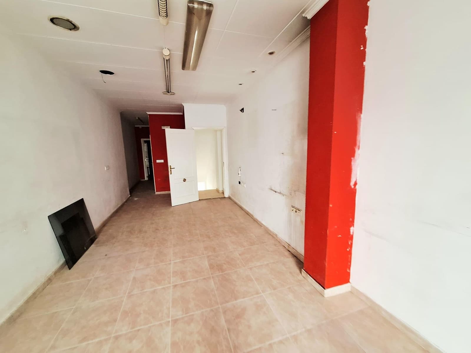 4 bedroom Townhouse for sale in La Pobla Llarga - € 90,000 (Ref: 9334911)