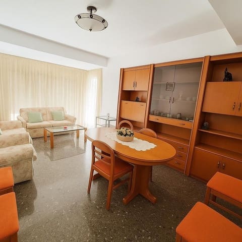 4 soveværelse Lejlighed til salg i Carcaixent - € 120.000 (Ref: 9347329)