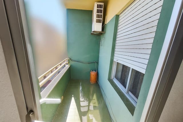 4 soveværelse Lejlighed til salg i Carcaixent - € 120.000 (Ref: 9347329)