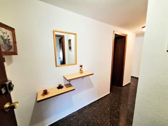 4 soveværelse Lejlighed til salg i Carcaixent - € 120.000 (Ref: 9347329)