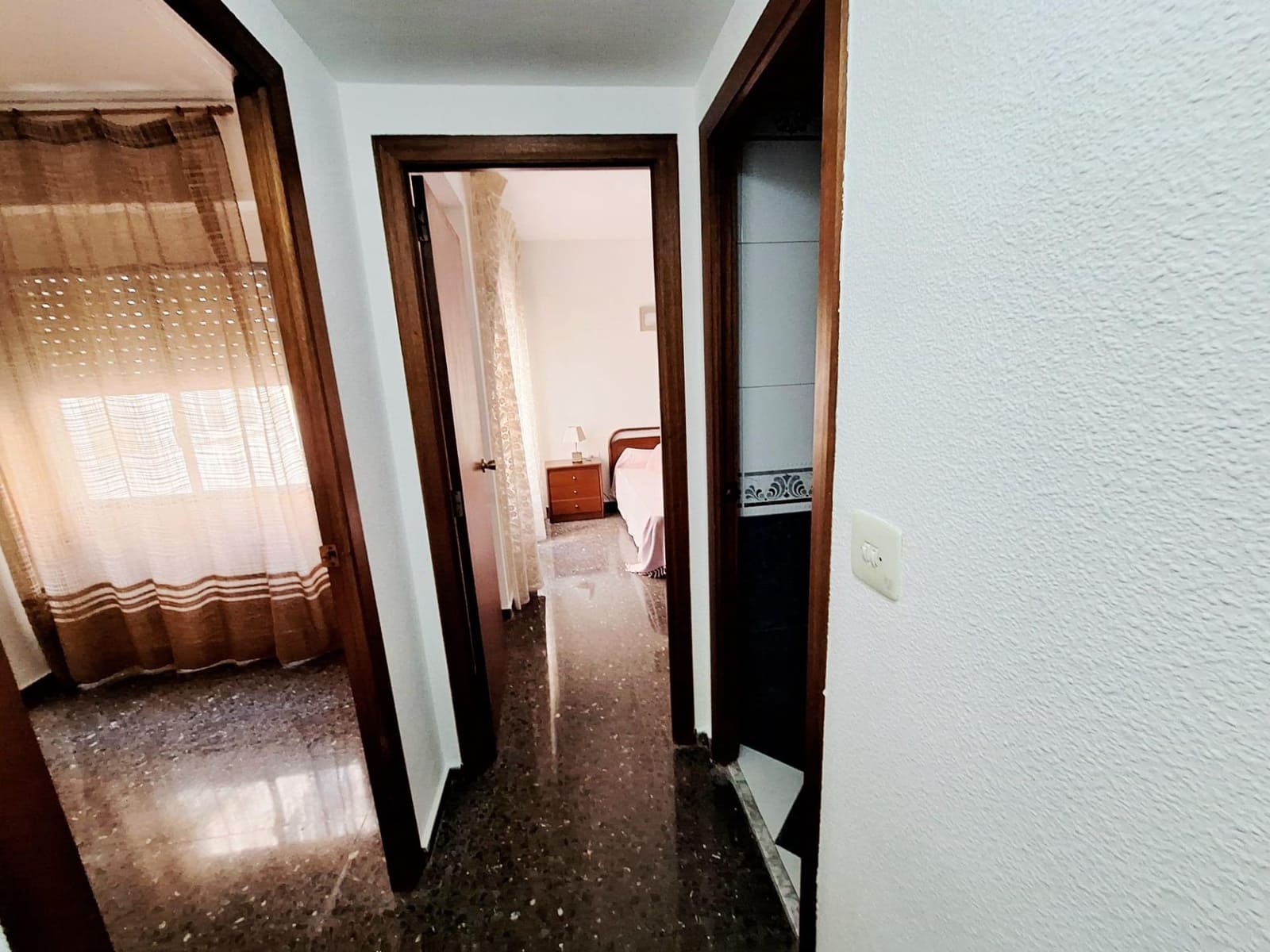 4 soveværelse Lejlighed til salg i Carcaixent - € 120.000 (Ref: 9347329)