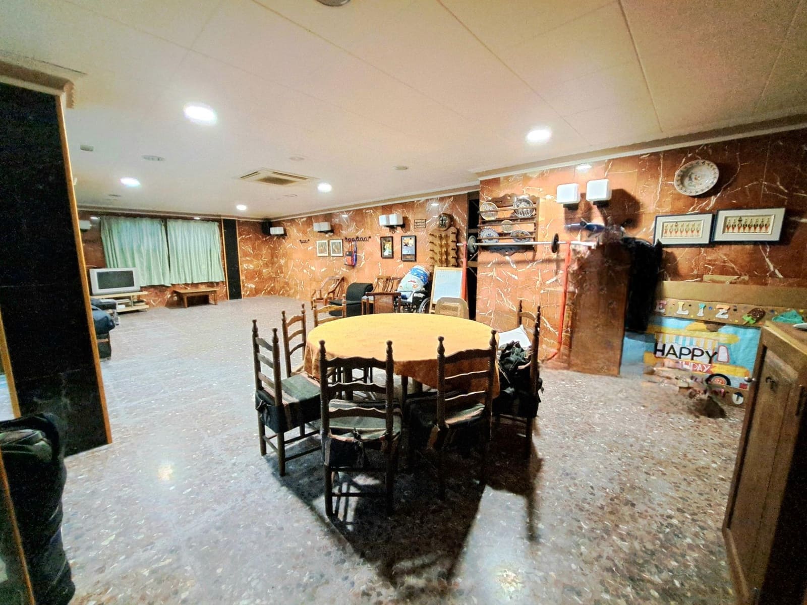 Commercieel te koop in Alzira - € 188.000 (Ref: 9349510)