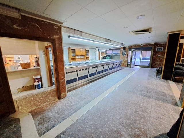 Commercial for sale in Alzira - € 188,000 (Ref: 9349510)