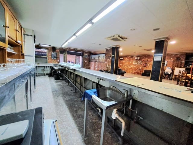 Commercial for sale in Alzira - € 188,000 (Ref: 9349510)