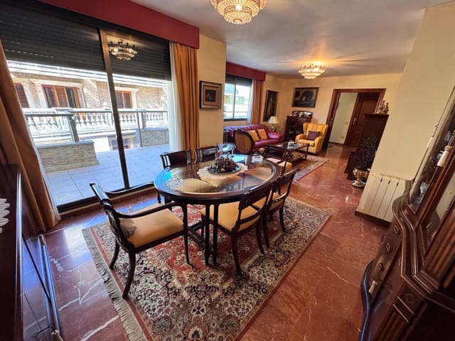 3 soverom Penthouse til salgs i Alzira med garasje - € 285 000 (Ref: 9353582)