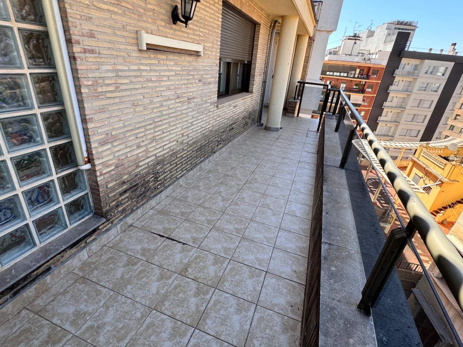 3 sypialnia Penthouse na sprzedaż w Alzira z garażem - 285 000 € (Ref: 9353582)