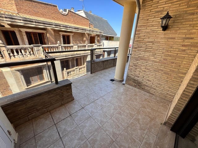 3 soverom Penthouse til salgs i Alzira med garasje - € 285 000 (Ref: 9353582)