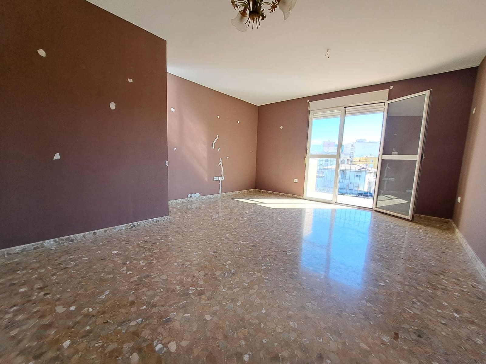 3 makuuhuone Asunto myytävänä paikassa Canals - 120 000 € (Ref: 9373934)