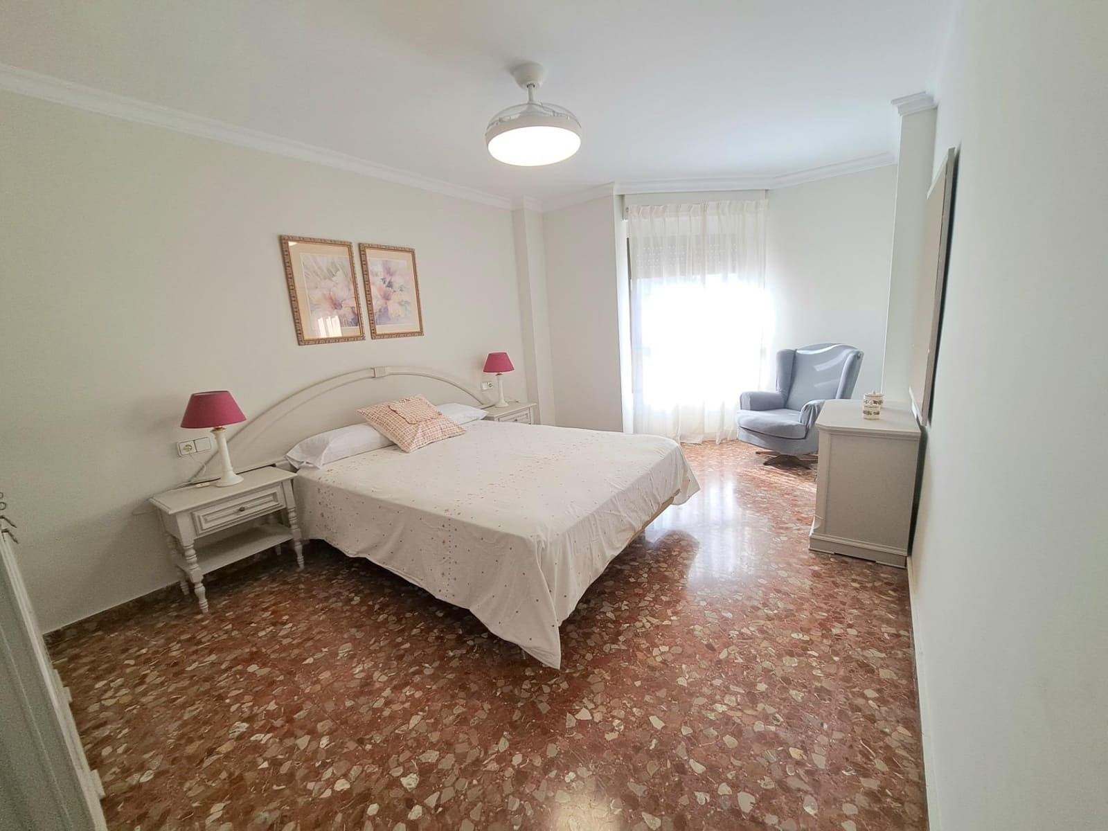 3 soverom Leilighet til leie i Alzira - € 1 000 (Ref: 9373935)