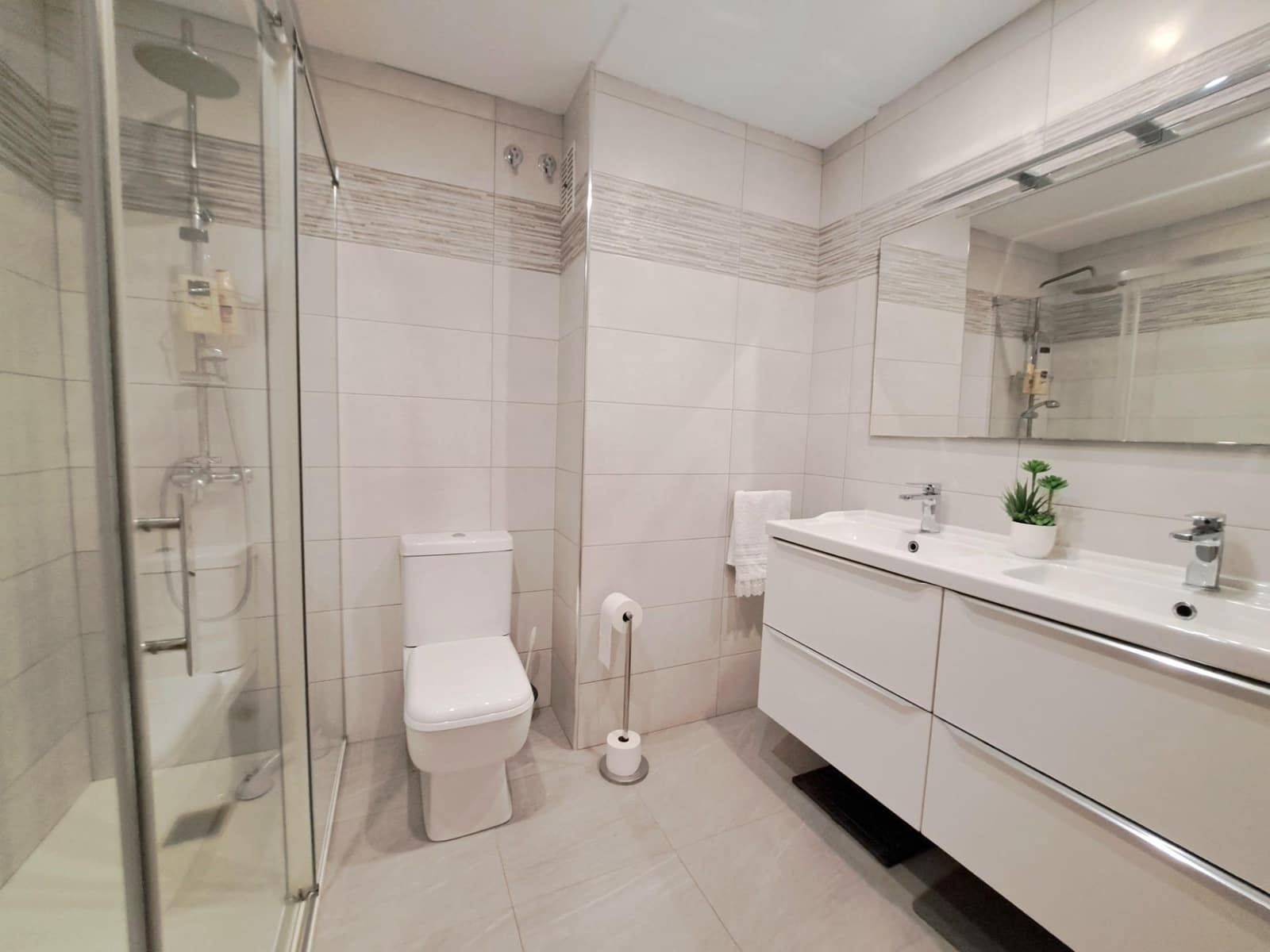 3 soverom Leilighet til leie i Alzira - € 1 000 (Ref: 9373935)