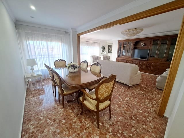 3 slaapkamer Flat te huur in Alzira - € 1.000 (Ref: 9373935)
