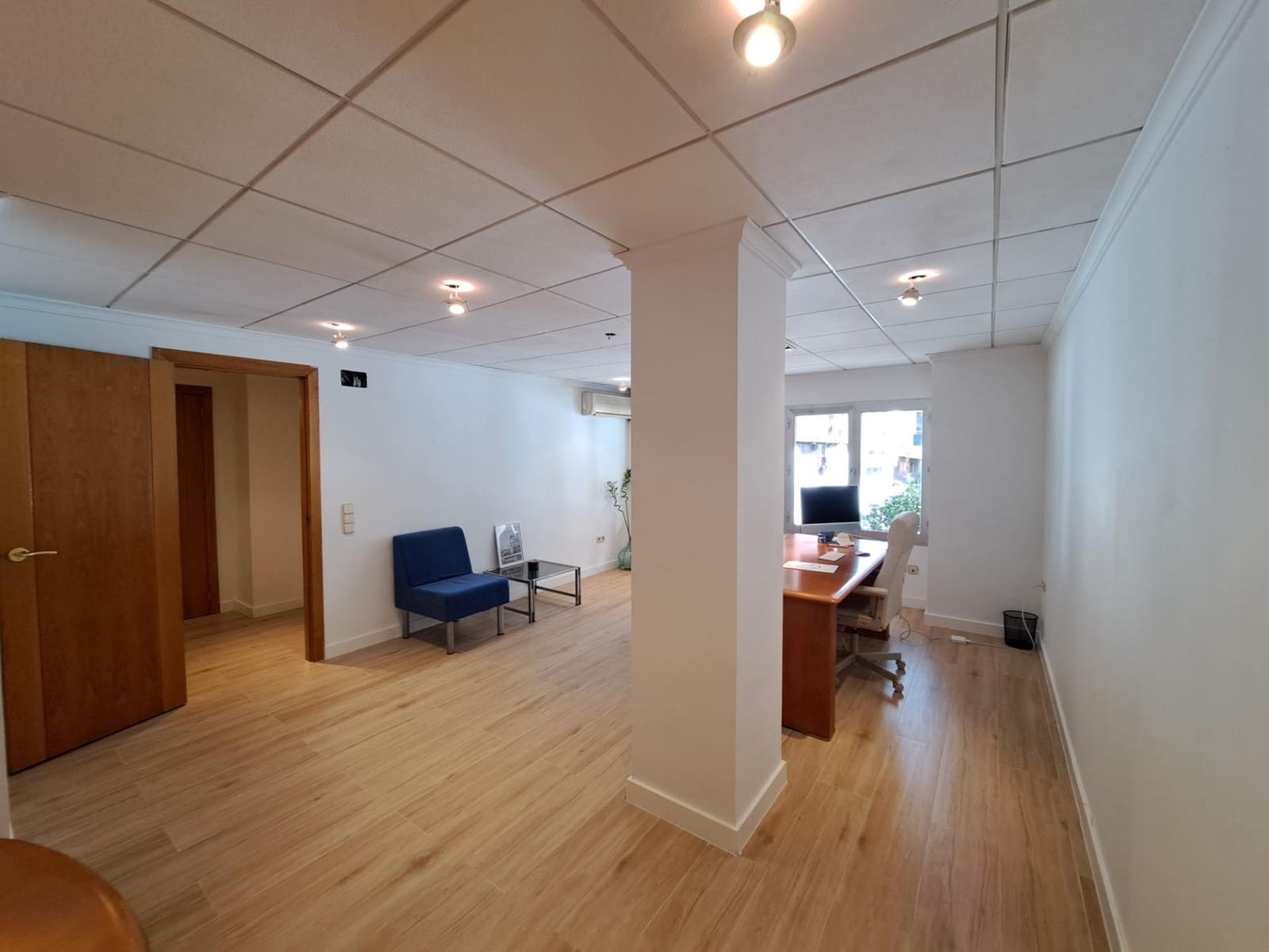 3 bedroom Office for rent in Alzira - € 550 (Ref: 9375287)