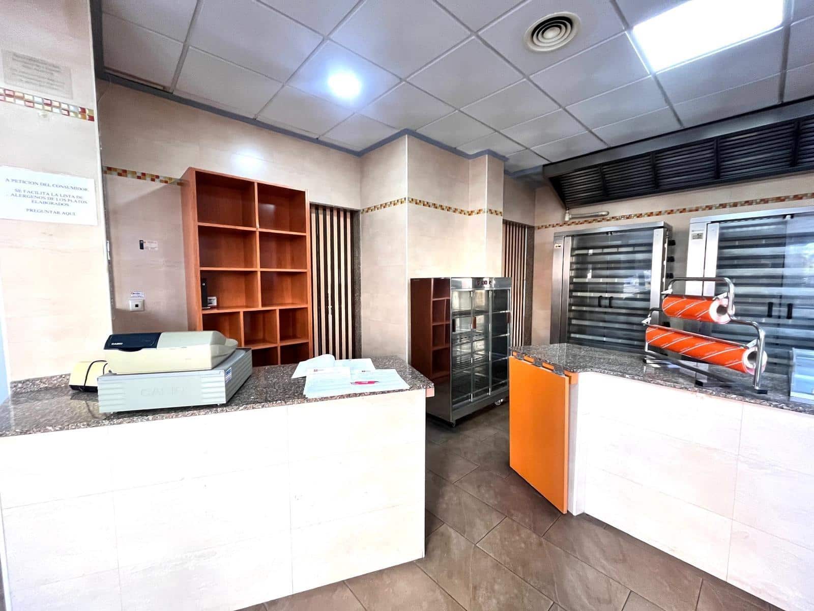 Komercyjne na sprzedaż w Carcaixent - 75 000 € (Ref: 9378983)