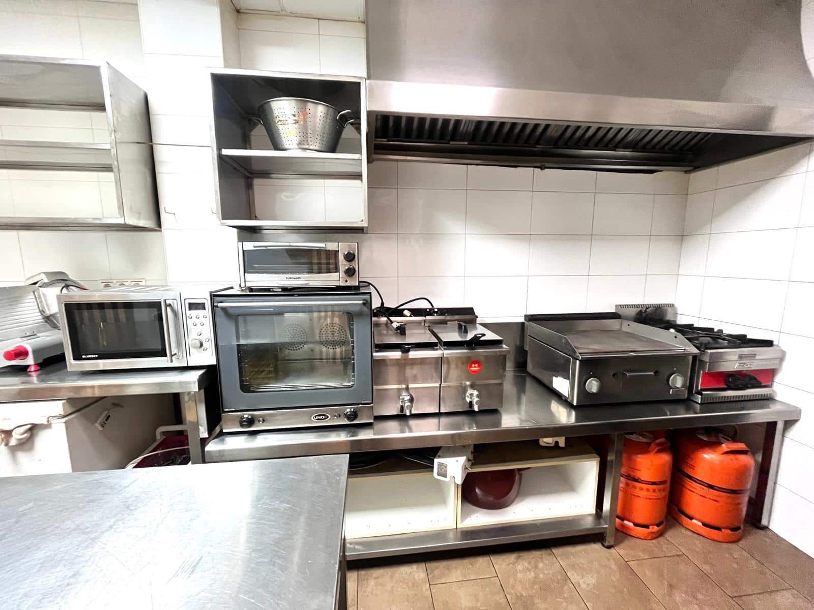 Komercyjne na sprzedaż w Carcaixent - 75 000 € (Ref: 9378983)